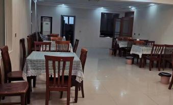 Rujia Yihe Hotel (Handan Feixiang Jiaotong Road)