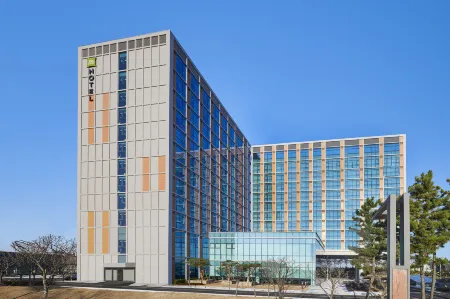 Ibis Styles Ambassador Incheon Airport Отели рядом с достопримечательностью «Sindo Island»