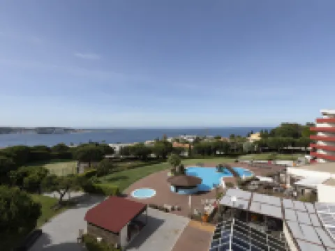MS Aparthotel Hotels near Praia de Santo Amaro