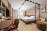 Home2 Suites by Hilton Xiangyang Xiangzhou Hotels near Yuliang Island
