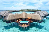 Sun Siyam Vilu Reef Hoteles cerca de Sun Aqua Iru Veli