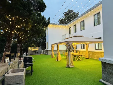 Xiaoyue Homestay (Haitang South Road Branch) Các khách sạn ở 