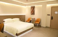 Huazhou Jinyue Shangjing Hotel