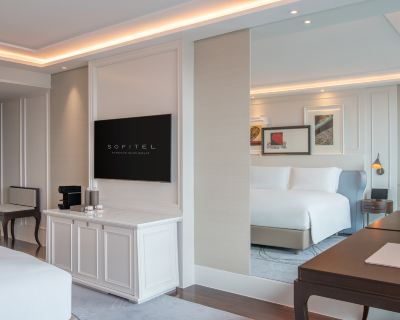 クラブミレジムラグジュアリーキングサイズベッドルーム ソフィテル バンコク スクンビットの写真