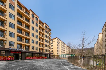 Shangpin Resort Hotel (Fengcheng Dongtang Hot Spring)