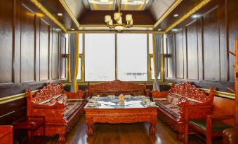 Zoige Deji Ridge Zhixuan Hotel