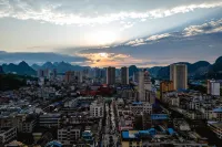 City Comfort Inn Hotel (Hechi Jinchengjiang Baima Pedestrian Street) - Dağ Manzaralı