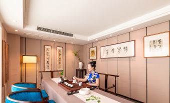 Golden Gulf Hotel (Yongkang Baolong Plaza)