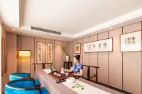 Golden Gulf Hotel (Yongkang Baolong Plaza)