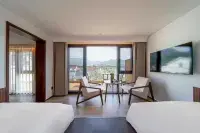 Sun Sky Landscape luxury family vacation courtyard hostel (Mount Jiuhua tourist transfer center)
