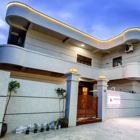 Pingtan Fishing Village Story Inn (Zhanqian Road Branch)
