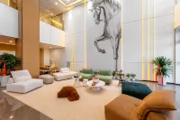 Zhaorun Hotel (Zhaosu Tianma Lake Park Branch)