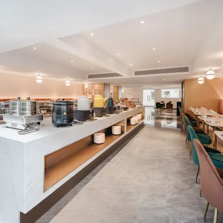 Airport Business Hotel (Jinan Yaoqiang International Airport)