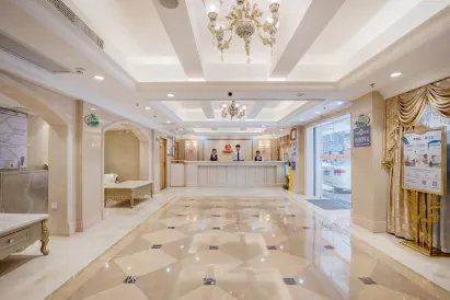 Vienna 3 Best Hotel (Guangzhou Airport Road Wanda Plaza)