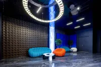 Zhaosu County Xiyue Time and Space Hotel - parcheggio