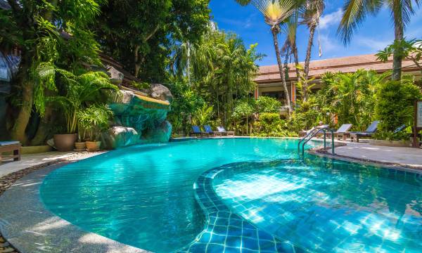 Meet Holiday Hotel-Rawai