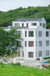 Listening to the stream|Dengguan Hotels in Baisha Island