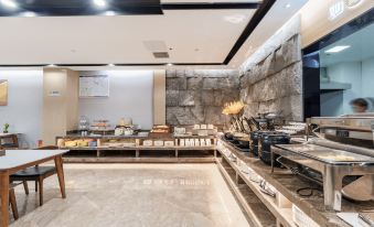 Homeinn Selected Hotel (Nanjing Zhonghua Gate Subway Station)