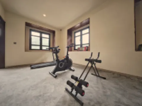 Aden ZhiShanXia hotel