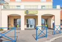 B&B Hotel Martigues Port-De-Bouc Hotels in Saint-Mitre-les-Remparts