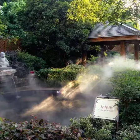 Tianmu Lake Yuhu Peninsula Hot Spring Hotel