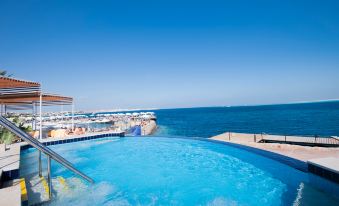 Sunrise Holidays Resort (Adults Only)