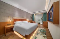 喆啡酒店（肇慶七星巖東門廣場店） 鄰近桃花島的酒店