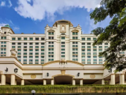 วอเทอร์ฟรอนท์ เซบูซิตี้ โฮเทลแอนด์คาสิโน โรงแรมในเซบู