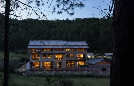 Songmoon Hotel Отели рядом с достопримечательностью «Rigg Viewing Platform»