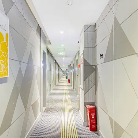 7Days Inn Hotel (Xichang Pedestrian Street Center)