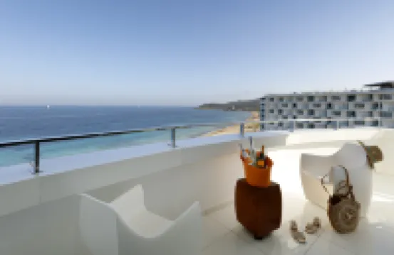 The Unexpected Ibiza Hotel - Ushuaïa Club entrance included