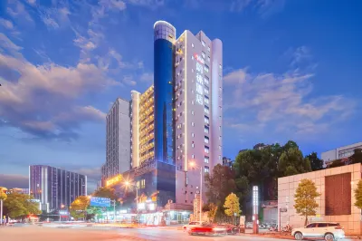 Vyluk Hotel (Changsha Wuyi Square Huangtuling Subway Station Branch) Hotel di Changsha