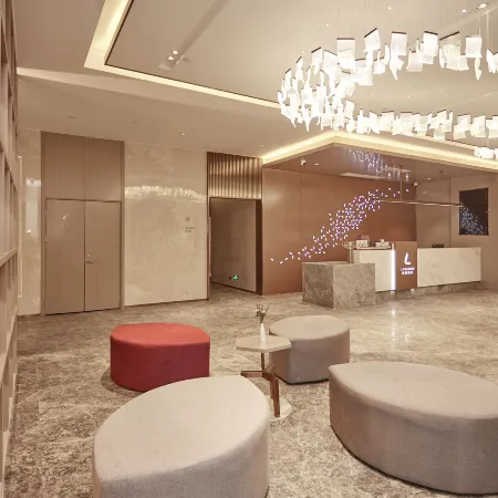 Lavande Hotel Shangrao Poyang County Administrative Service Center Xiyingmen