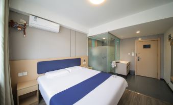 Yijia 365 Hotel Chain (West Street Museum Subway Station Branch)