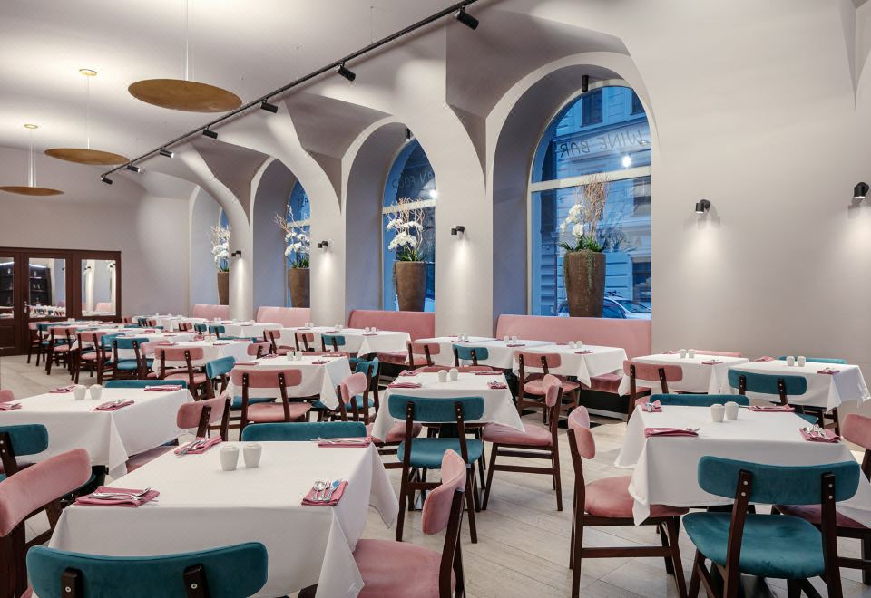 Michelangelo Grand HotelOver view