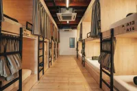 De Cafe & Rest House