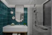 Holiday Inn Chongqing Science Hall Hotel in zona Zoumazhen
