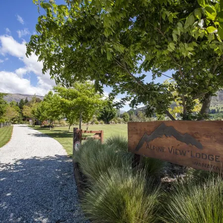 Alpine View Lodge