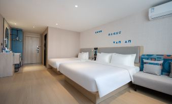 Homeinn · neo (Xishuangbanna Jinghong Poshu Plaza)