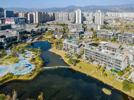 Building 1, Guanyue Island, No. 22, Section 5, Aerospace Avenue, Dongcheng Street Отели рядом с достопримечательностью «Xiaoyucun»