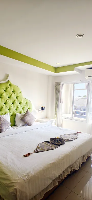 ห้องซูพีเรีย เตียงใหญ่ 1 เตียง