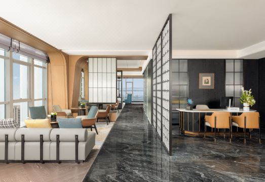 르네상스 칭다오 호텔 로비