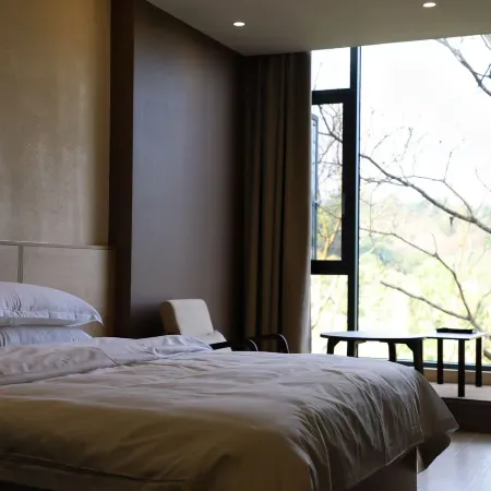 Baishanju Chayulinjian Homestay (Huiminzhen)