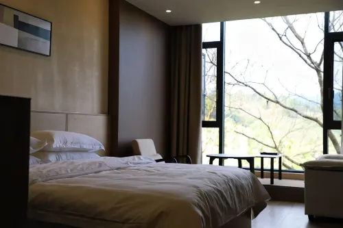 Baishanju Chayulinjian Homestay (Huiminzhen) - موقف سيارات