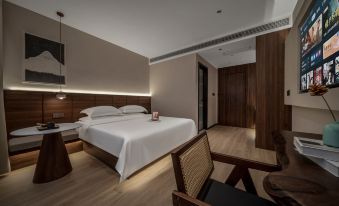 Lanting Yueyunxi Design Hotel (Chongqing Lianglukou Subway Station Branch)