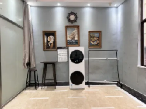 格萊登智慧客棧（海口萬達廣場店）