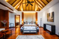 Villa ZeniMo, Surin Beach, pool, 9 BR 18 guests