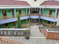 Lava View Lodge