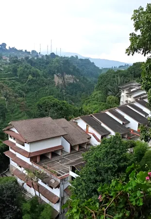 Pondok Kahuripan Hotel Отели в г. West Bandung Regency