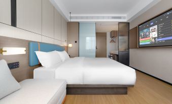 Donghu Business Apartment (XihuCity Shopping Plaza Donghu ParkStore)